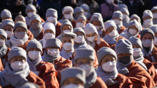 Protesta massiva a Seul dei monaci buddisti