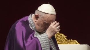 Il papa “pellegrino penitente” in Canada