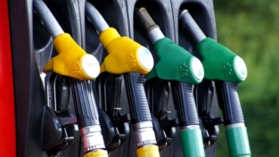 Stop alle auto benzina-diesel dal 2035