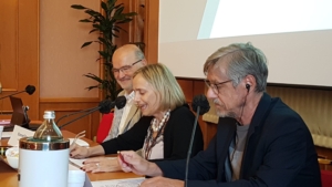 Dialop - Franz Kronreif, Iole Mucciconi (MppU) e Walter Baier al convegno di Roma (foto Giulio Meazzini)