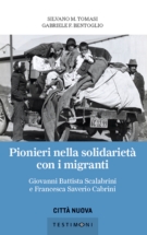 Copertina Pionieri nella solidarietà con i migranti (ebook)