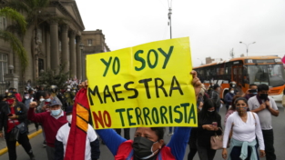 Perù, manifestazioni popolari a favore di Pedro Castillo