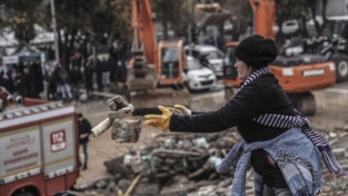 Un primo bilancio del terremoto in Turchia e Siria