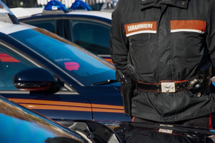 Carabinieri, foto di oltreme da Pixabay