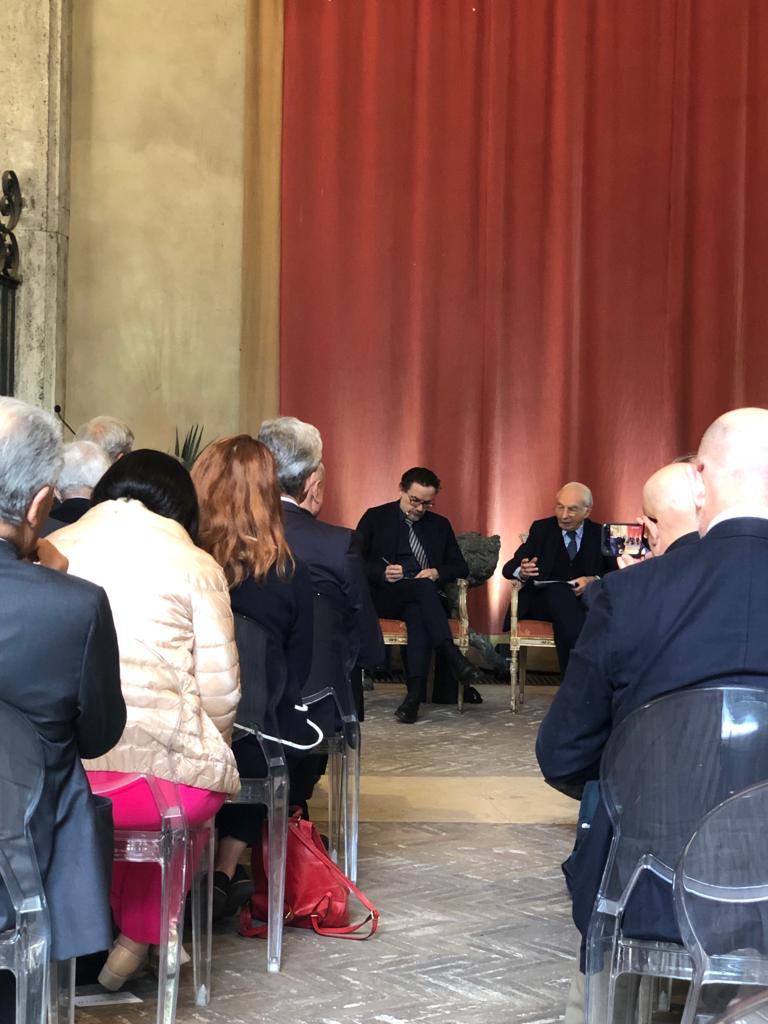 Convegno sulla denatalità a Palazzo Borromeo, sede dell'Ambasciata dell'Italia presso la Santa Sede. Nella foto di Sara Fornaro: Alessandro Rosina e Giuiano Amato.