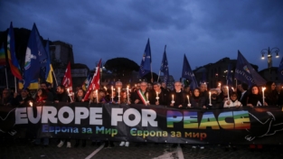Le armi di una politica di pace, intervista a Paolo Ciani
