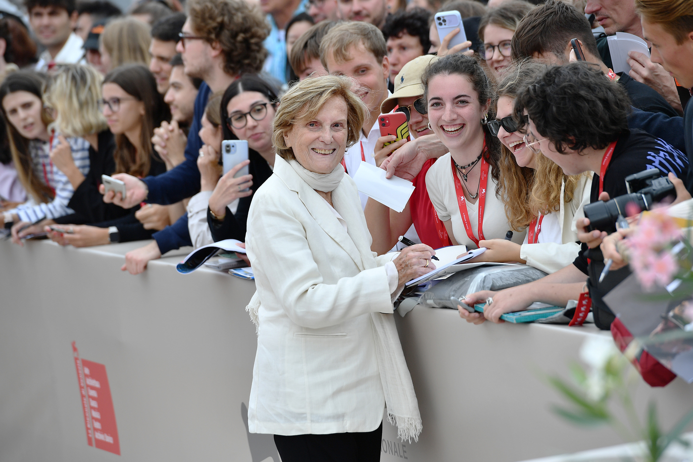 Venezia 80, la regista Liliana Cavani sul Red Carpet del film L'Ordine del tempo, foto Matteo Rasero - LaPresse