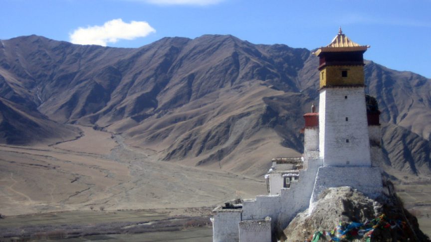 Cina: come cancellare la cultura tibetana