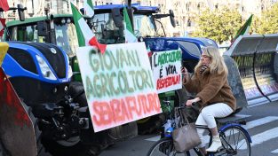 Protesta dei trattori: “Lombardia ci aiuti”
