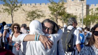 Basta con questa follia! Donne israeliane e palestinesi per la pace