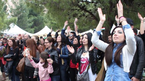Un momento del concerto del primo maggio organizzato dal Comitato Cittadini e Lavoratori Liberi e Pensanti al Parco Archeologico delle Mura Greche di Taranto, 1 maggio 2014. ANSA/ RENATO INGENITO