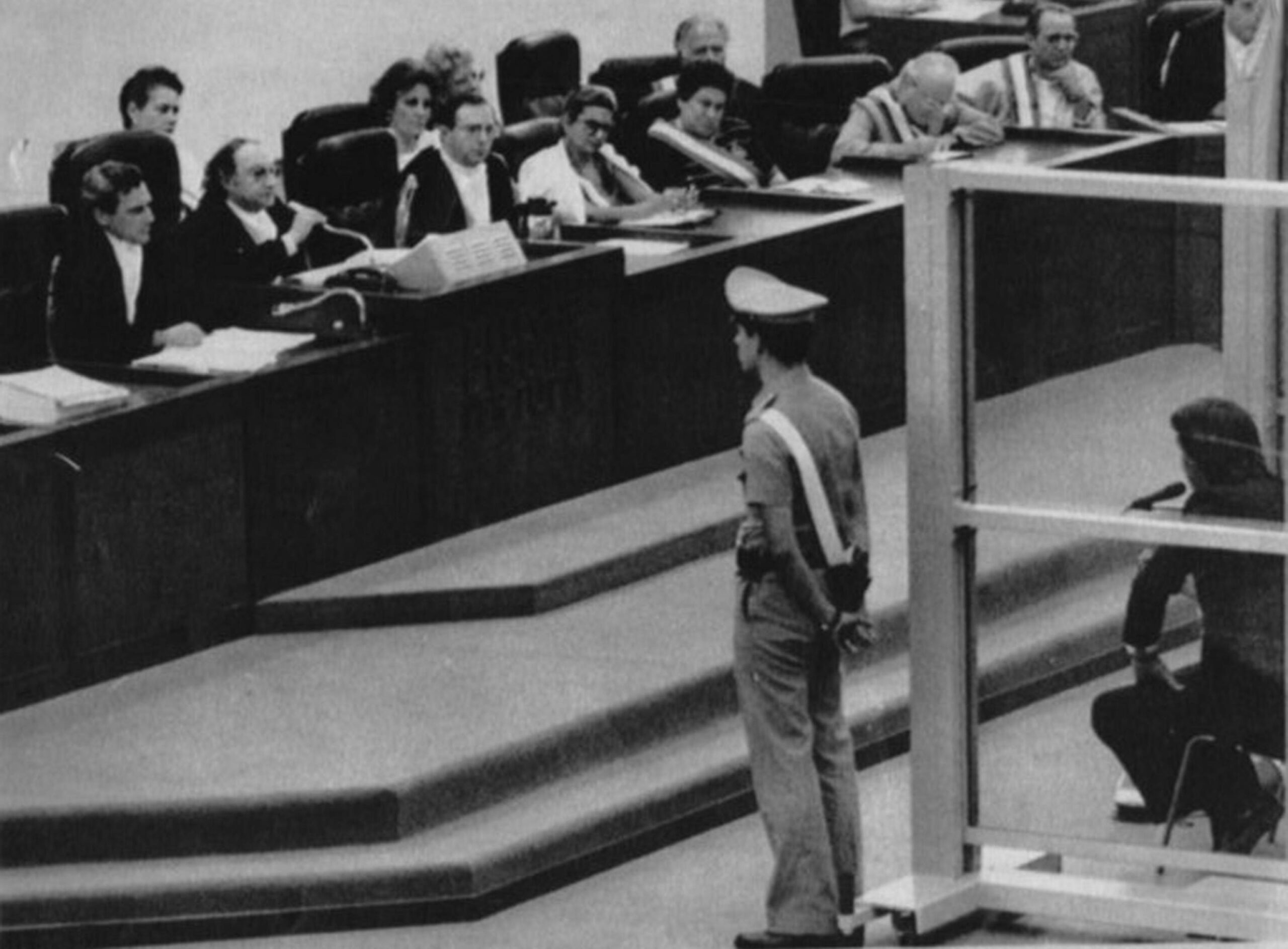 Maxiprocesso Di Palermo 40 Anni Anni Fa Lo Stato Dimostr Di Poter Maxiprocesso Di Palermo 40 Anni Anni Fa Lo Stato Dimostr Di Poter
